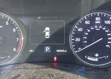 2015 Hyundai Genesis 3.8 z USA, uszkodzony, nr VIN KMHGN4JE4FU065531